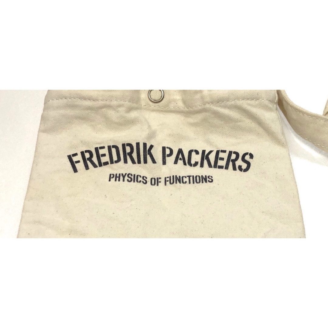 FREDRIK PACKERS(フレドリックパッカーズ)のフレドリックパッカーズ 2403148 キャンバス ショルダーバッグ レディースのバッグ(ショルダーバッグ)の商品写真