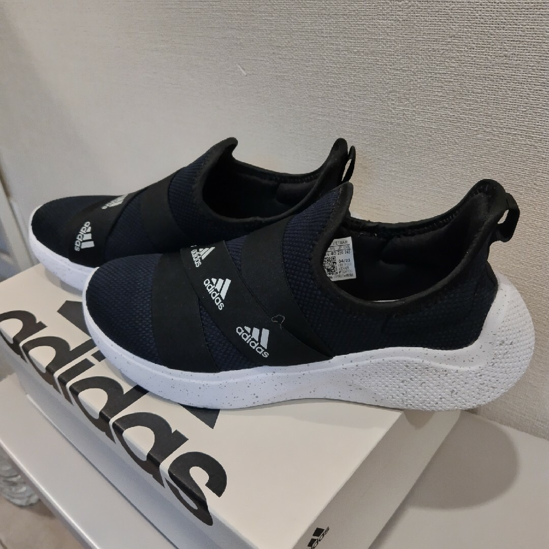 adidas(アディダス)のadidas  ピュアモーション アダプト  ブラック×ホワイト25cm レディースの靴/シューズ(スニーカー)の商品写真