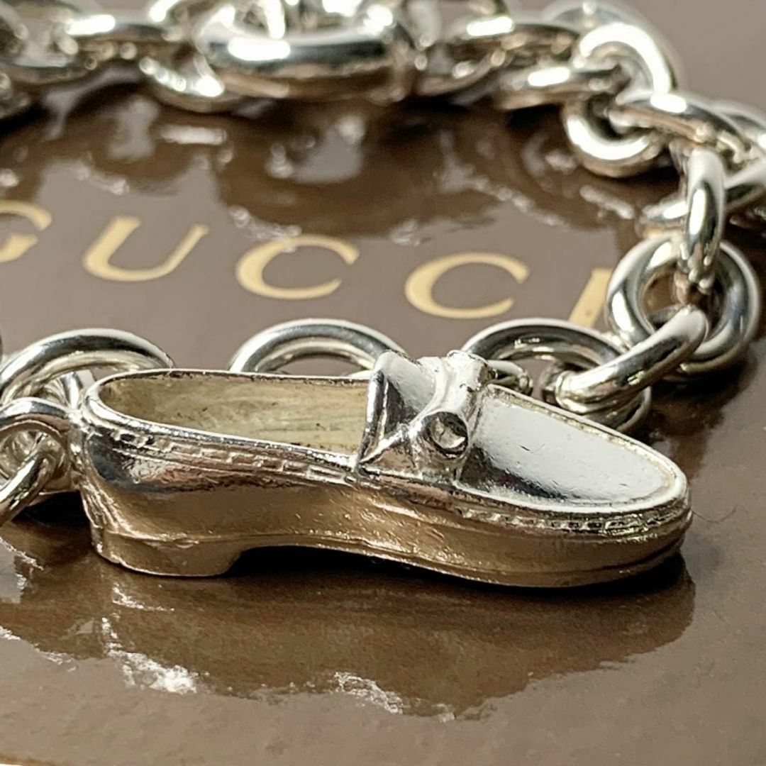 Gucci(グッチ)のグッチ 希少 ローファー チャーム リンクチェーン ブレスレット 靴 bi1 レディースのアクセサリー(ブレスレット/バングル)の商品写真