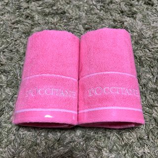 ロクシタン(L'OCCITANE)のロクシタン　 ピンク　ハンドタオル　ノベルティ　新品未開封　未使用(ノベルティグッズ)