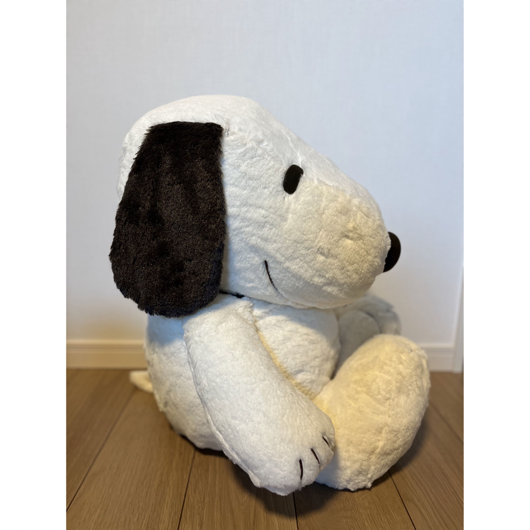 SNOOPY(スヌーピー)の新品未使用 スヌーピー ぬいぐるみ LL モカ HUGHUG エンタメ/ホビーのおもちゃ/ぬいぐるみ(ぬいぐるみ)の商品写真