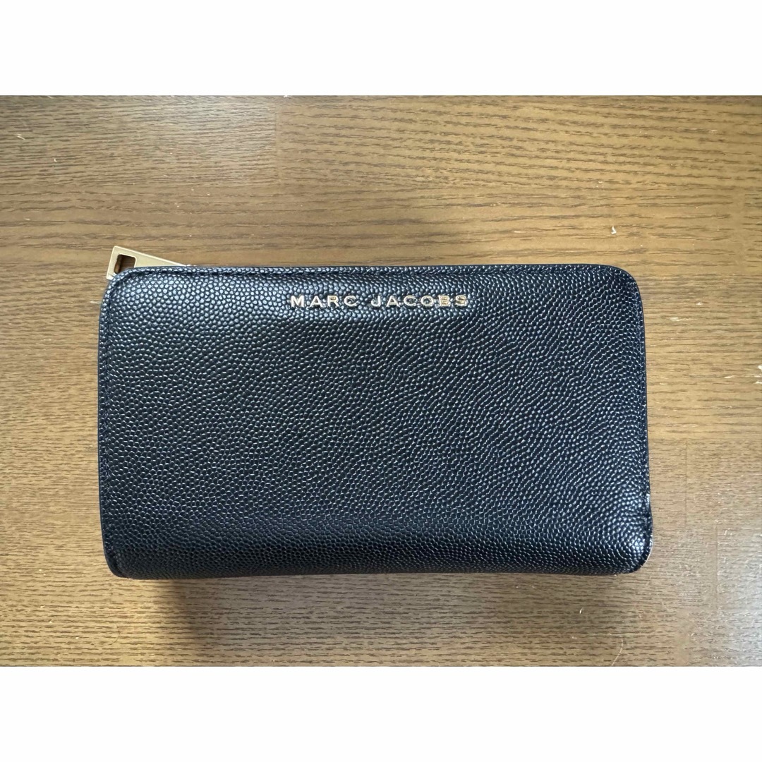 MARC BY MARC JACOBS(マークバイマークジェイコブス)のMARC BY MARC JACOBS 二つ折り財布 レディースのファッション小物(財布)の商品写真