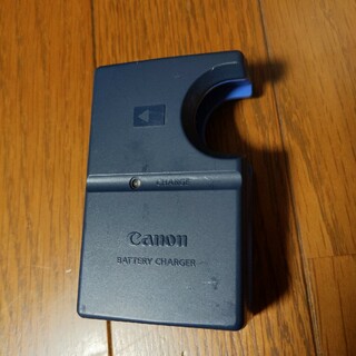 キヤノン(Canon)のCanon バッテリーチャージャー CB-2LS(バッテリー/充電器)
