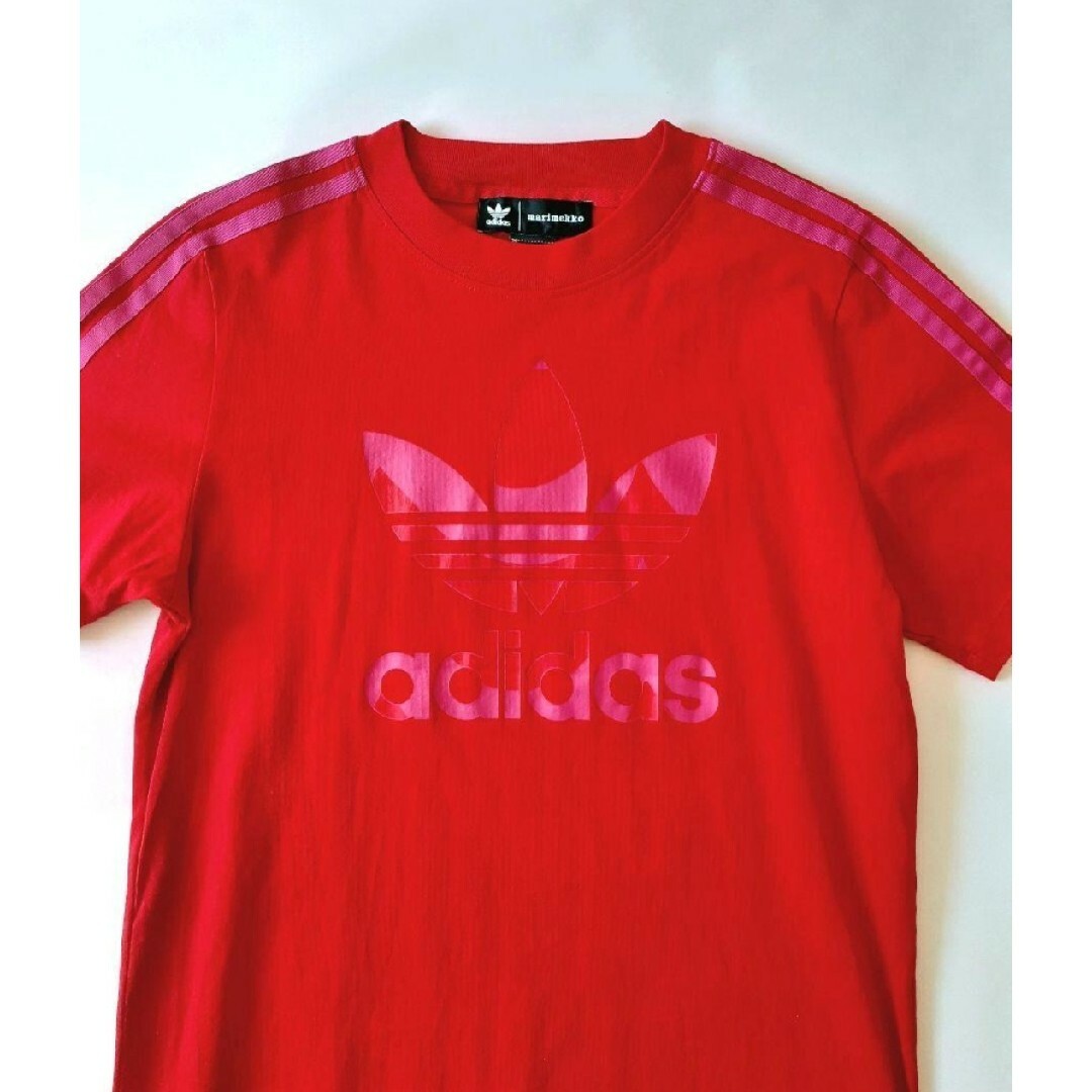 adidas(アディダス)のマリメッコ　アディダス　ロング　Tシャツ　ワンピース　半袖　スポーツ　レッド レディースのトップス(Tシャツ(半袖/袖なし))の商品写真