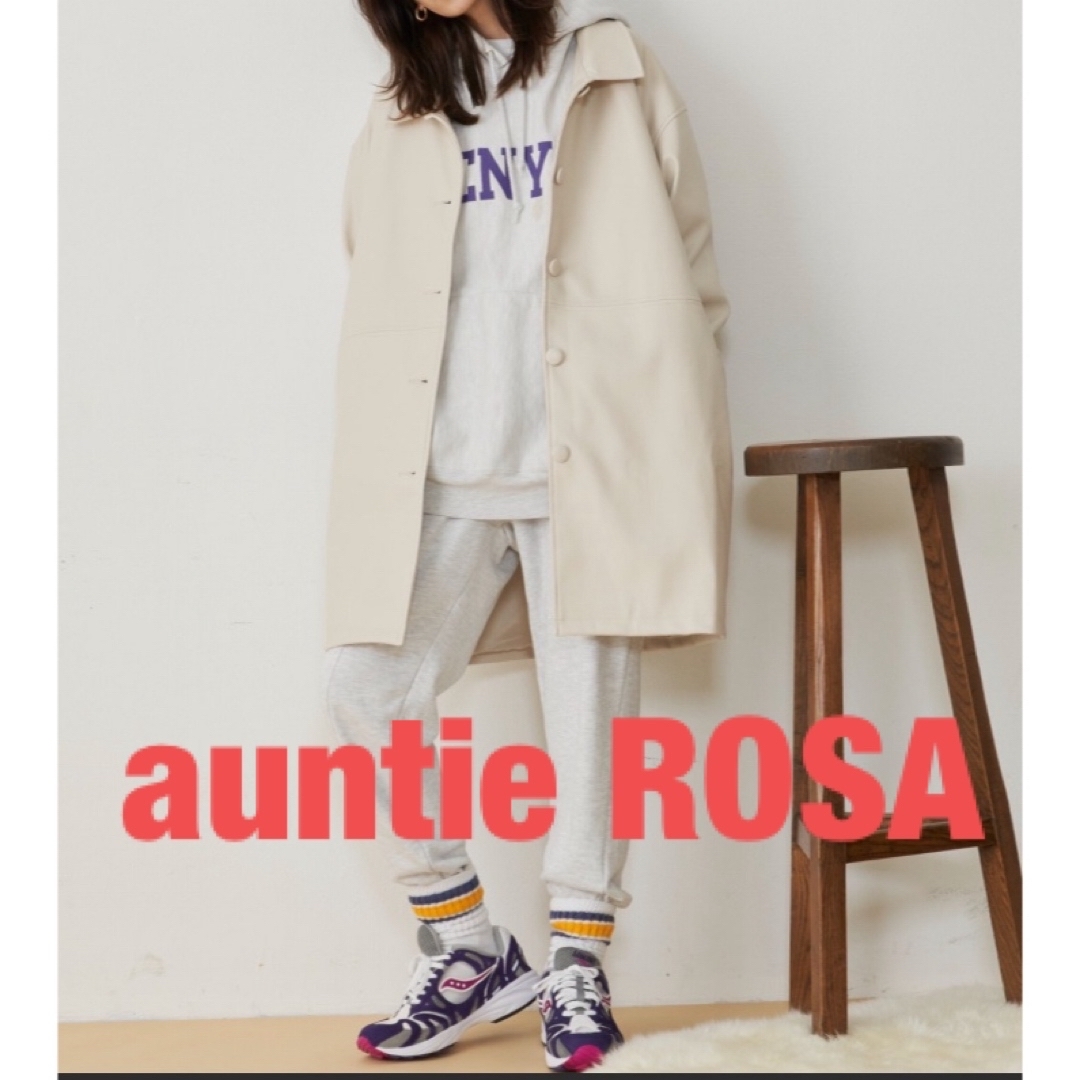 Auntie Rosa(アンティローザ)のまい様専用★お値下げ美品★合皮スプリングコート　ジャケットコート　ホワイト レディースのジャケット/アウター(スプリングコート)の商品写真