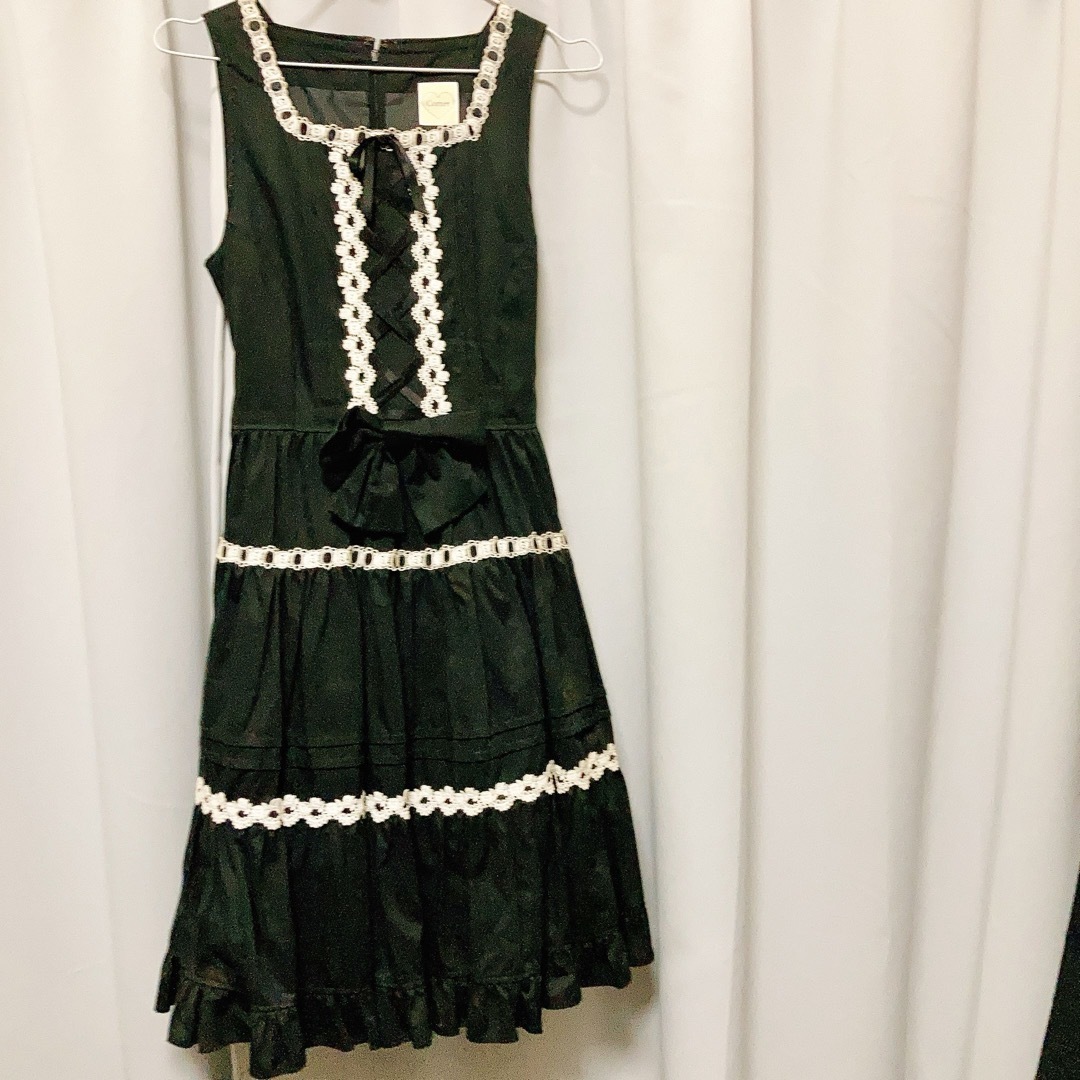 Angelic Pretty(アンジェリックプリティー)のCornet ♡ ジャンパースカート JSK 黒白 レディースのワンピース(ひざ丈ワンピース)の商品写真