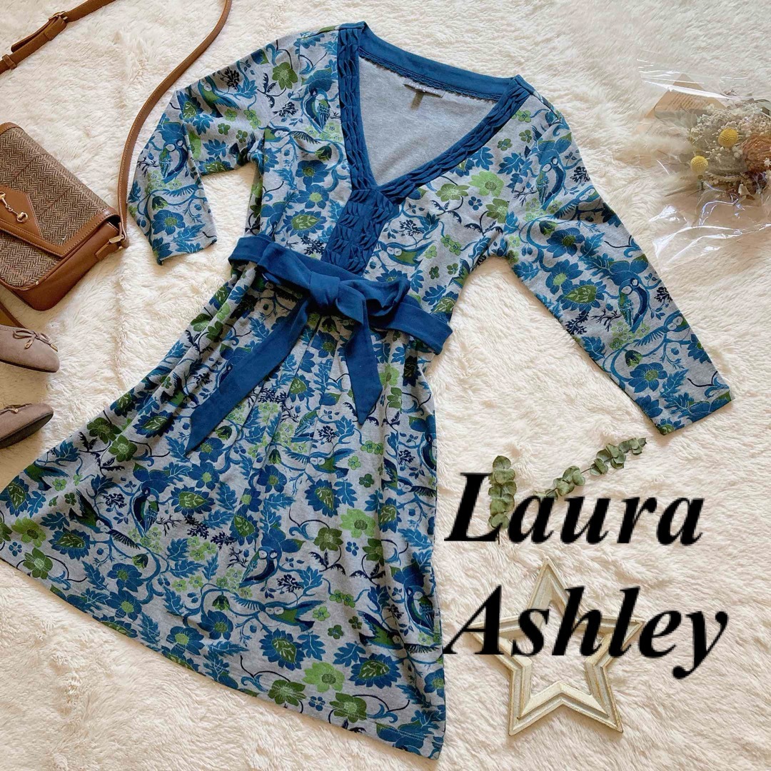 LAURA ASHLEY(ローラアシュレイ)の【美品】LauraAshley ボタニカル　ワンピース Mリーフ　緑　春夏 レディースのワンピース(ひざ丈ワンピース)の商品写真