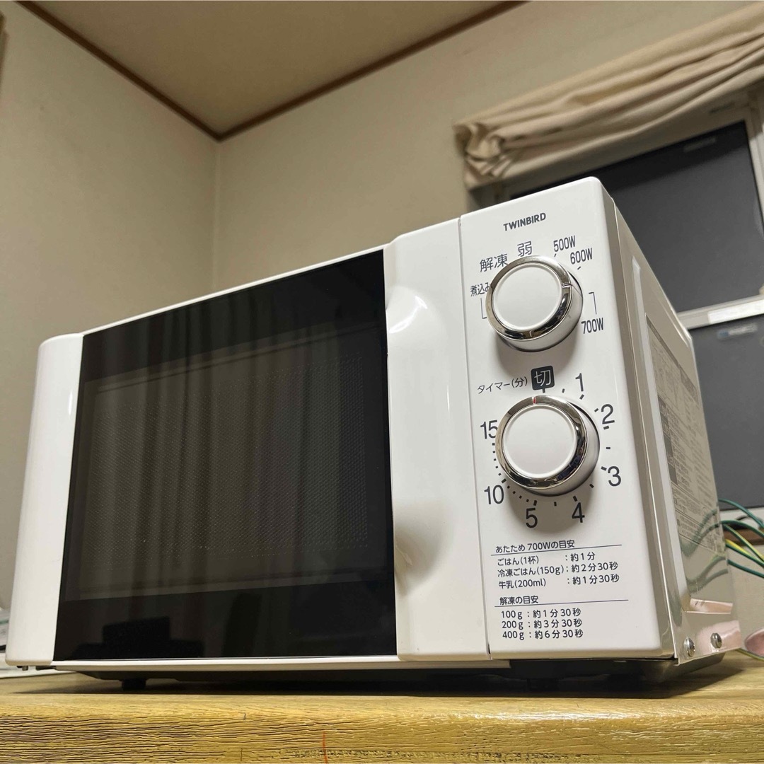 TWINBIRD(ツインバード)のツインバード 単機能電子レンジ DR-D419W5 [50Hz専用(東日本)] スマホ/家電/カメラの調理家電(電子レンジ)の商品写真