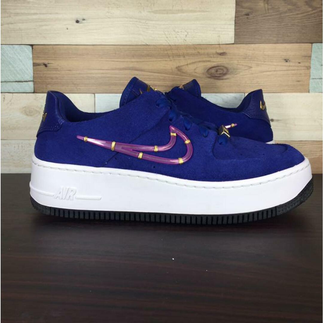 NIKE(ナイキ)のNIKE AIR  FORCE 1 SAGE LOW LX 24cm レディースの靴/シューズ(スニーカー)の商品写真