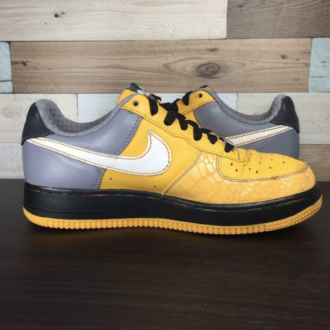 NIKE(ナイキ)のNIKE AIR FORCE 1 '07 LV8  24cm レディースの靴/シューズ(スニーカー)の商品写真