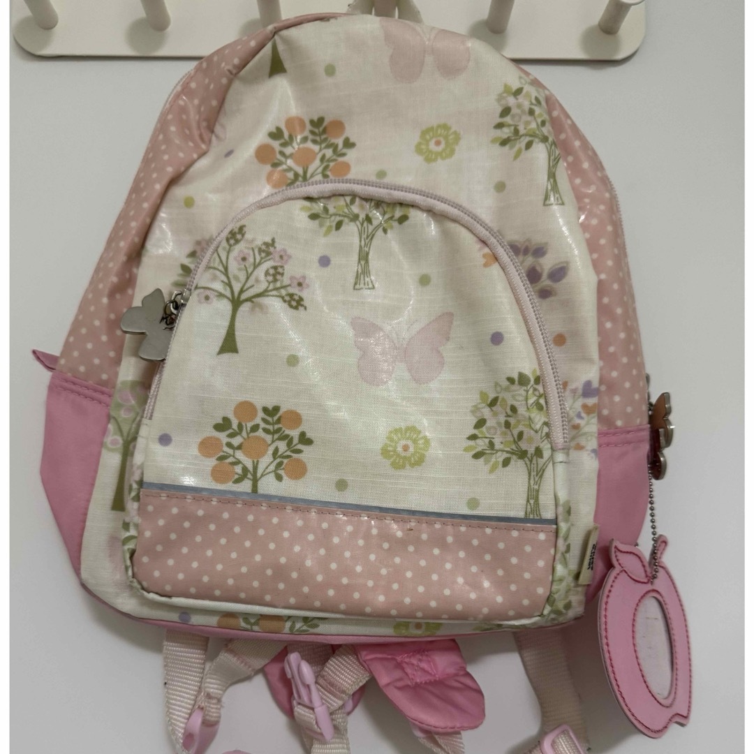 LAURA ASHLEY(ローラアシュレイ)のLauraAshley kids  ミニリュック キッズ/ベビー/マタニティのこども用バッグ(リュックサック)の商品写真