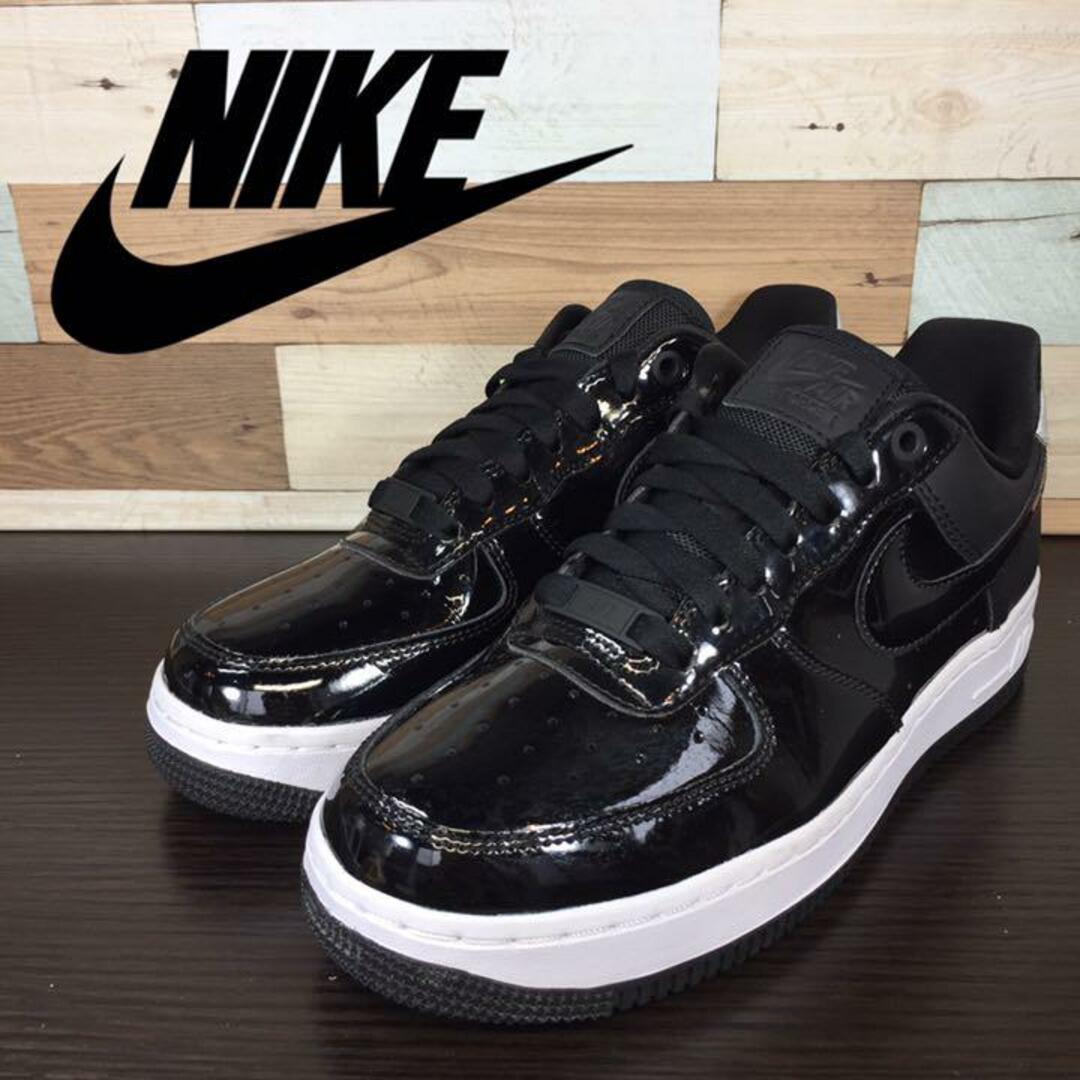 NIKE(ナイキ)のNIKE AIR FORCE 1 '07 SE PREMIUM 24cm レディースの靴/シューズ(スニーカー)の商品写真