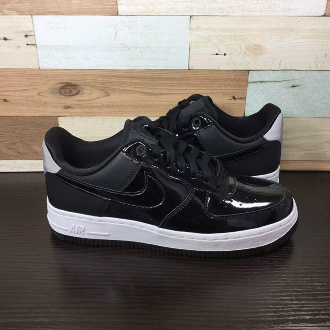 NIKE(ナイキ)のNIKE AIR FORCE 1 '07 SE PREMIUM 24cm レディースの靴/シューズ(スニーカー)の商品写真