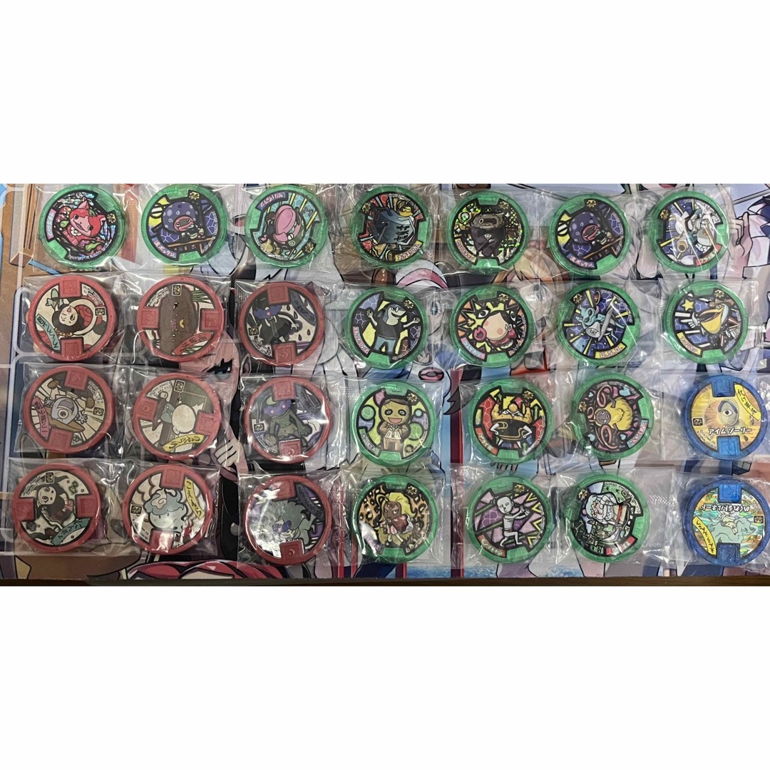 妖怪メダルまとめ売り103枚 エンタメ/ホビーのおもちゃ/ぬいぐるみ(キャラクターグッズ)の商品写真