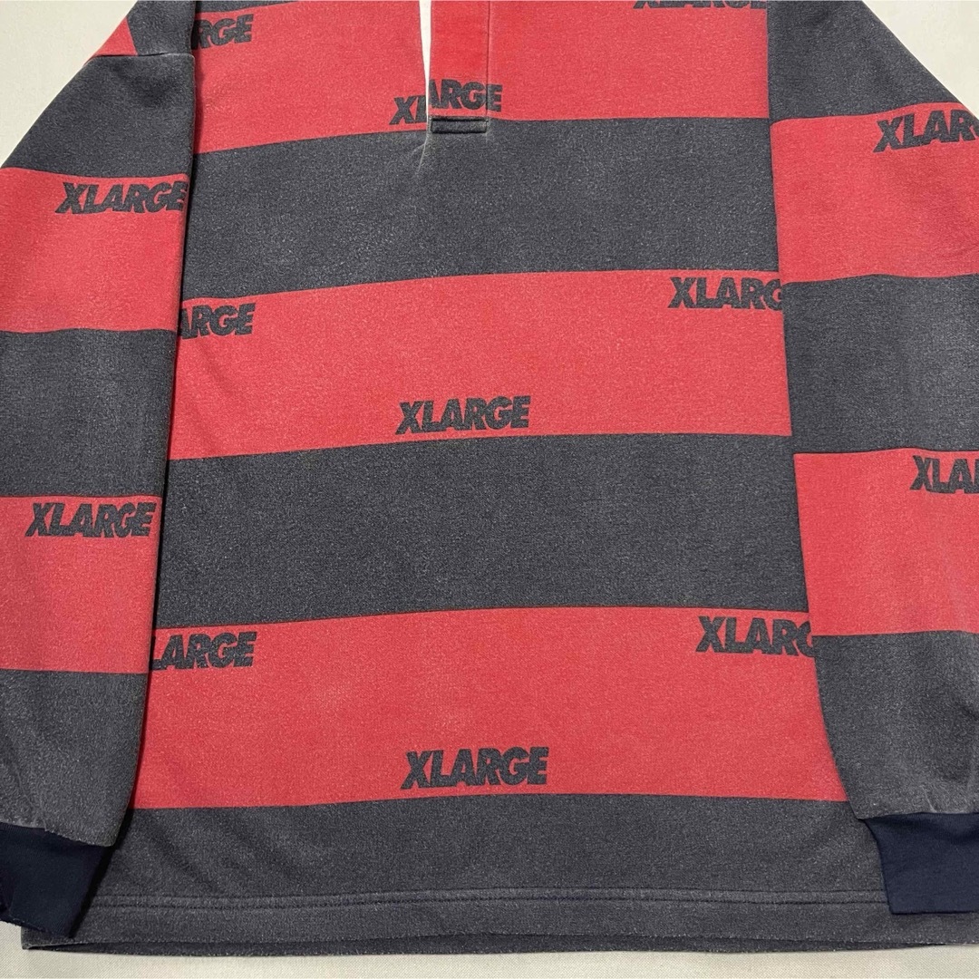 XLARGE(エクストララージ)の【XLARGE】エクストララージ ラガーシャツ 総柄 ロゴプリント 太ボーダー メンズのトップス(ポロシャツ)の商品写真