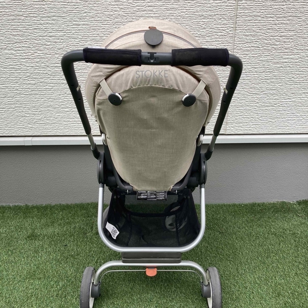 Stokke(ストッケ)のStokke ストッケ　スクート ベビーカー　ベージュ キッズ/ベビー/マタニティの外出/移動用品(ベビーカー/バギー)の商品写真