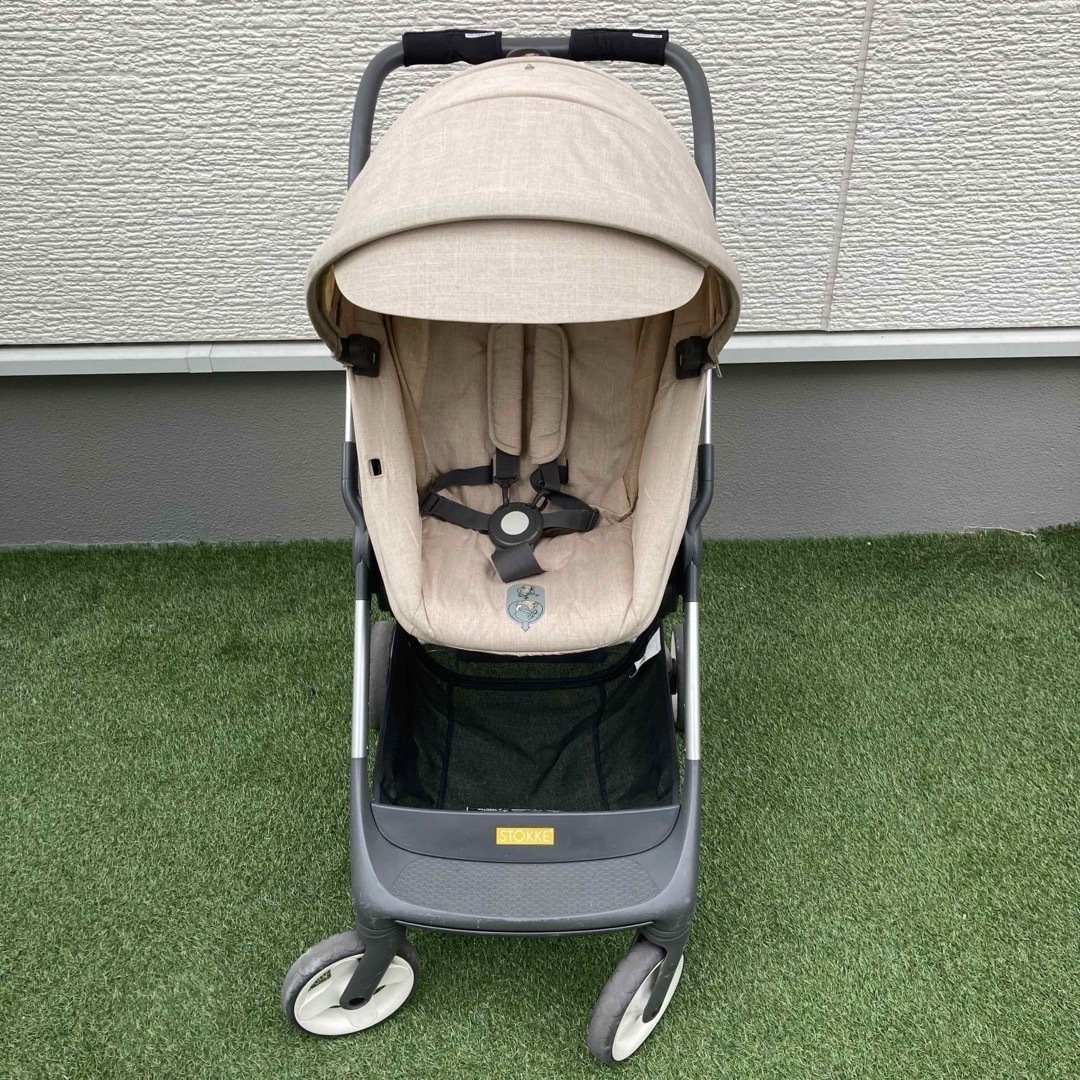 Stokke(ストッケ)のStokke ストッケ　スクート ベビーカー　ベージュ キッズ/ベビー/マタニティの外出/移動用品(ベビーカー/バギー)の商品写真