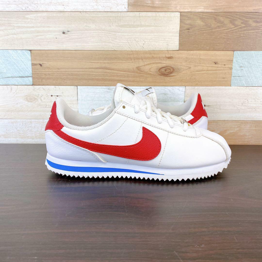 NIKE(ナイキ)のNIKE CORTEZ BASIC 23.5cm レディースの靴/シューズ(スニーカー)の商品写真