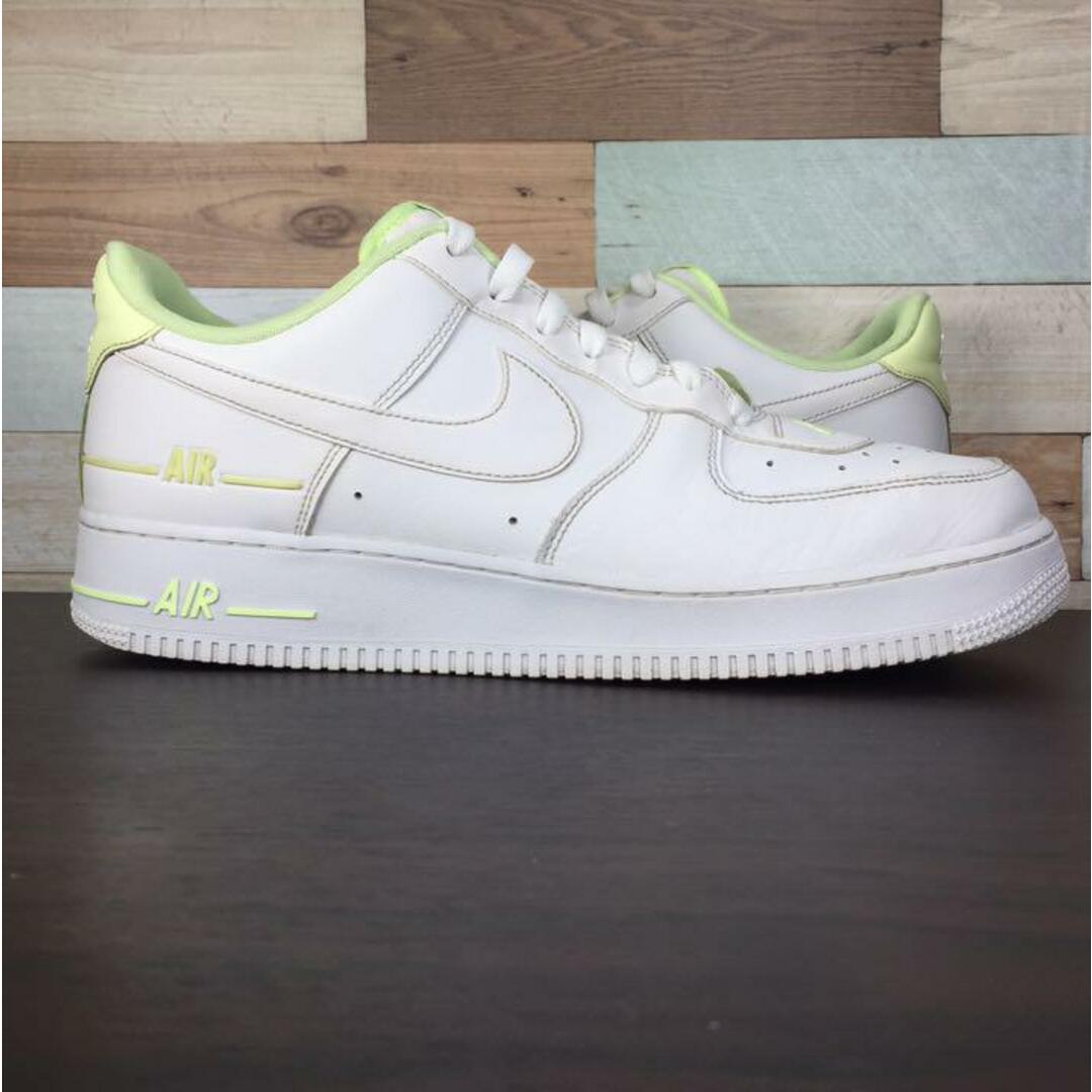 NIKE(ナイキ)のNIKE AIR FORCE 1 '07 LV8 3 28.5cm メンズの靴/シューズ(スニーカー)の商品写真