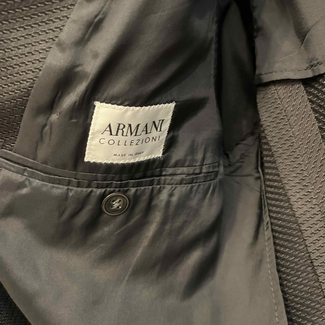 ARMANI COLLEZIONI(アルマーニ コレツィオーニ)のジャケット　ARMANI お値下げ中 メンズのジャケット/アウター(その他)の商品写真