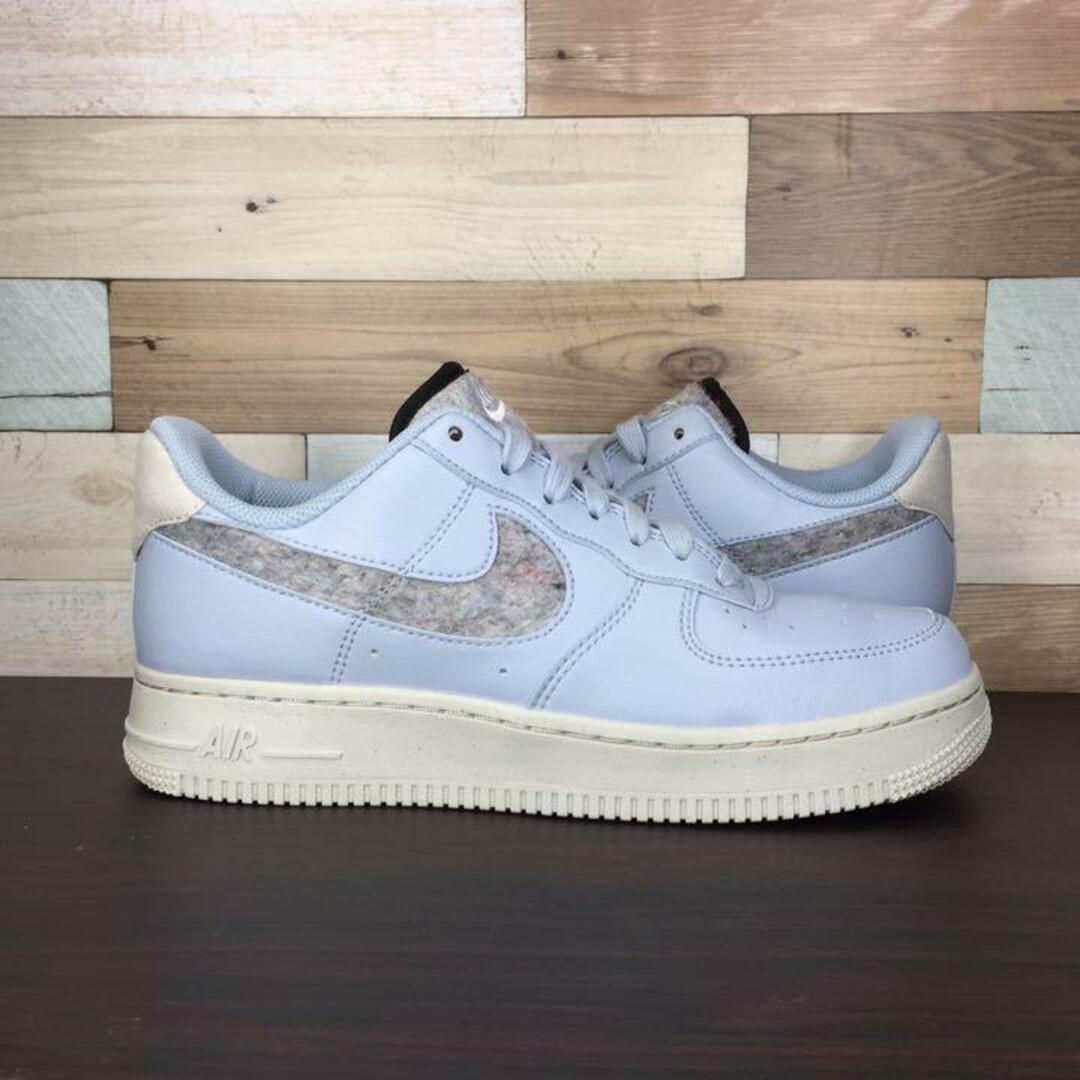 NIKE(ナイキ)のNIKE AIR FORCE 1 SE 24cm レディースの靴/シューズ(スニーカー)の商品写真