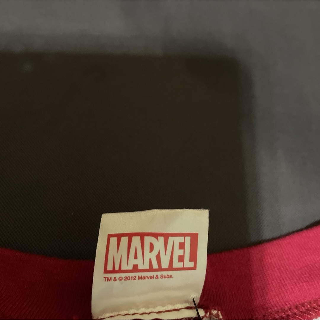 MARVEL(マーベル)のアベンジャーズ MARVEL Tシャツ エンタメ/ホビーのおもちゃ/ぬいぐるみ(キャラクターグッズ)の商品写真