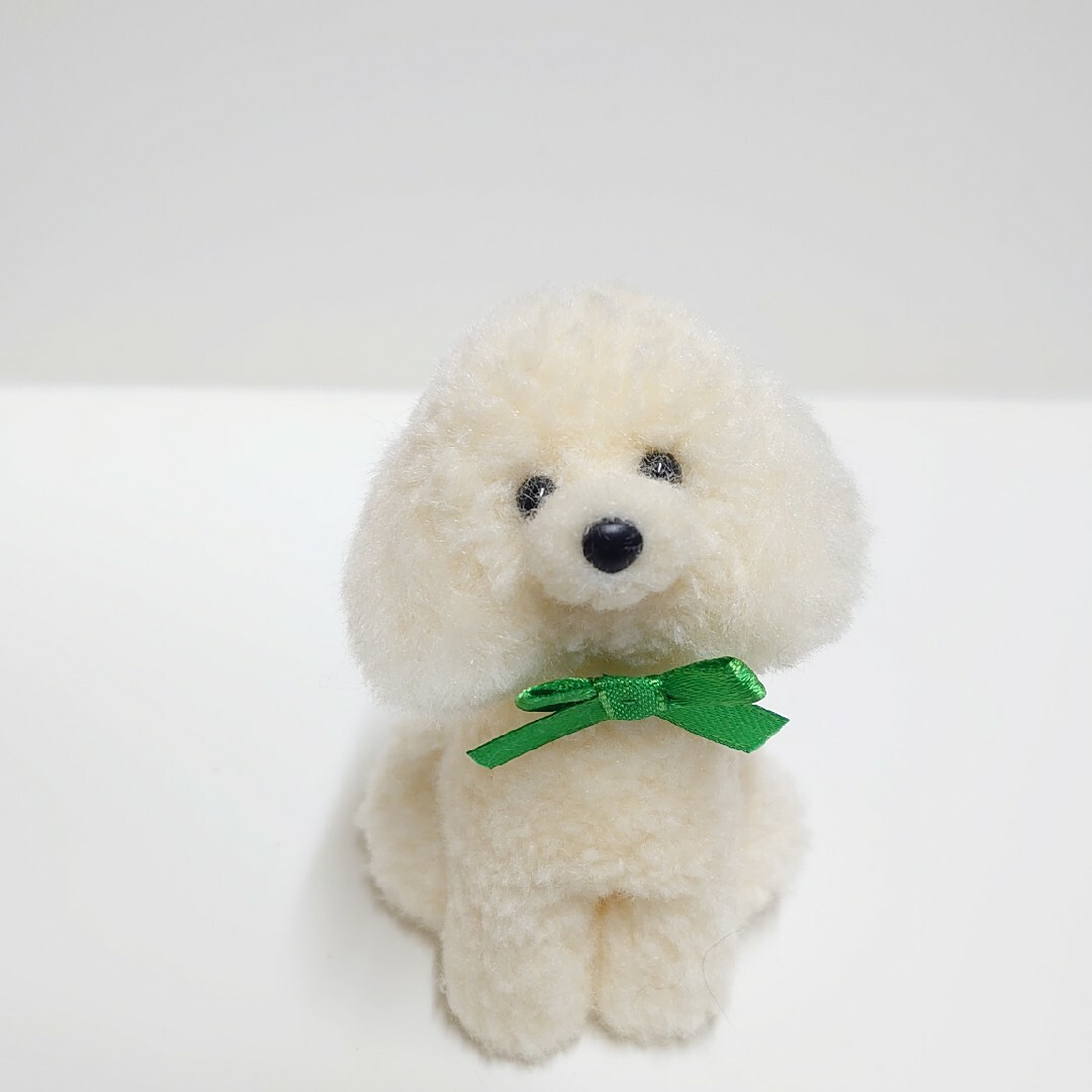 クリーム　プードル　毛糸　ポンポン ハンドメイドのぬいぐるみ/人形(ぬいぐるみ)の商品写真