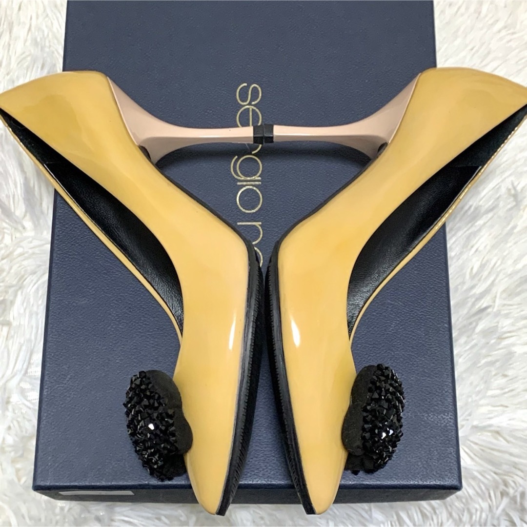 GIUZEPPE ZANOTTI(ジュゼッペザノッティ)の【極美品】Giuseppe Zanotti ストーン リボン エナメル パンプス レディースの靴/シューズ(ハイヒール/パンプス)の商品写真