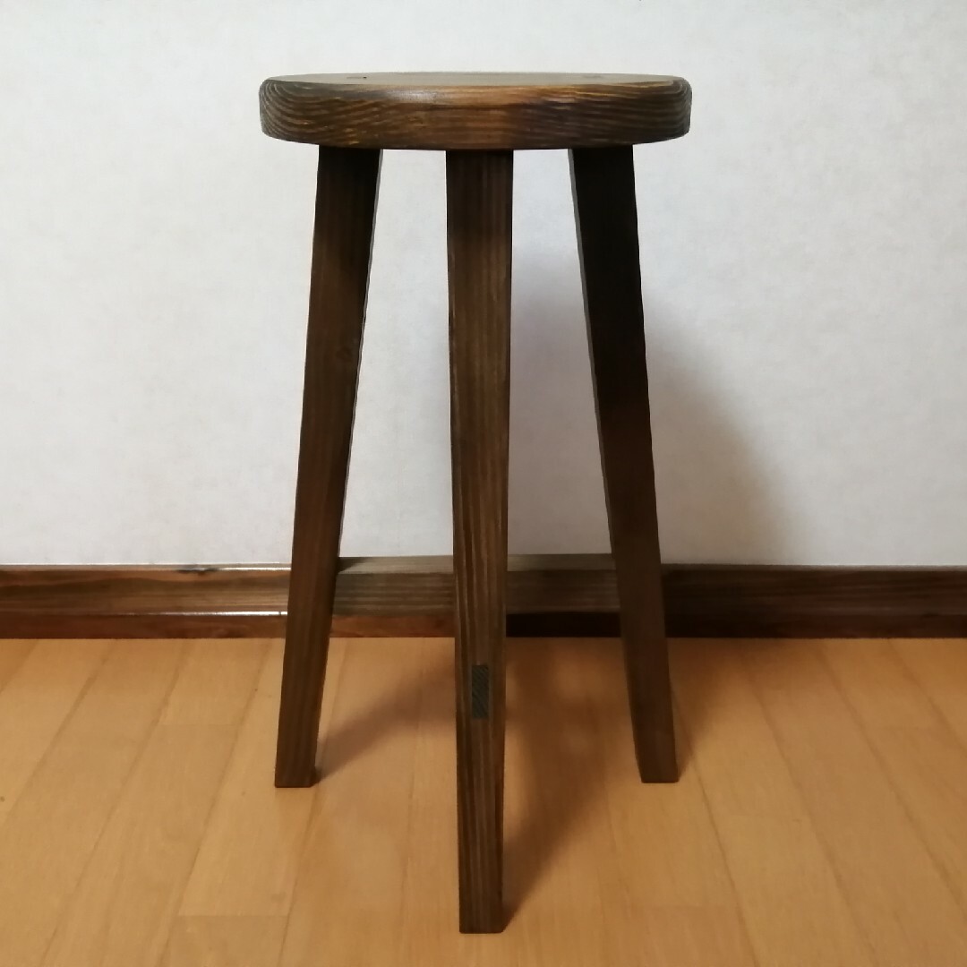 【ほぞ組】木製スツール　高さ56cm　丸椅子　stool 　猫犬 インテリア/住まい/日用品の椅子/チェア(スツール)の商品写真