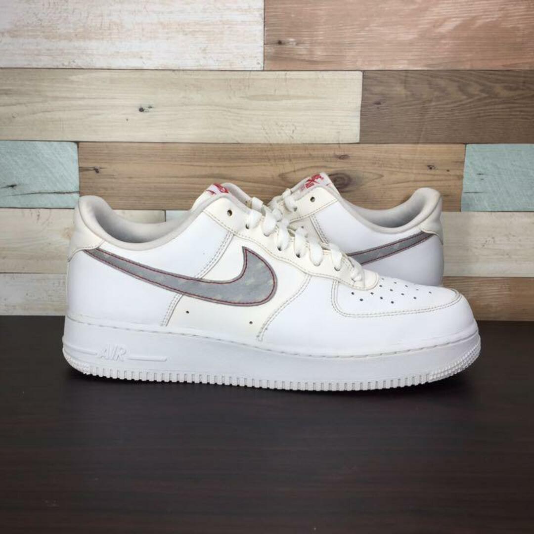 NIKE(ナイキ)のNIKE AIR FORCE 1 0'7 3M 27.5cm メンズの靴/シューズ(スニーカー)の商品写真