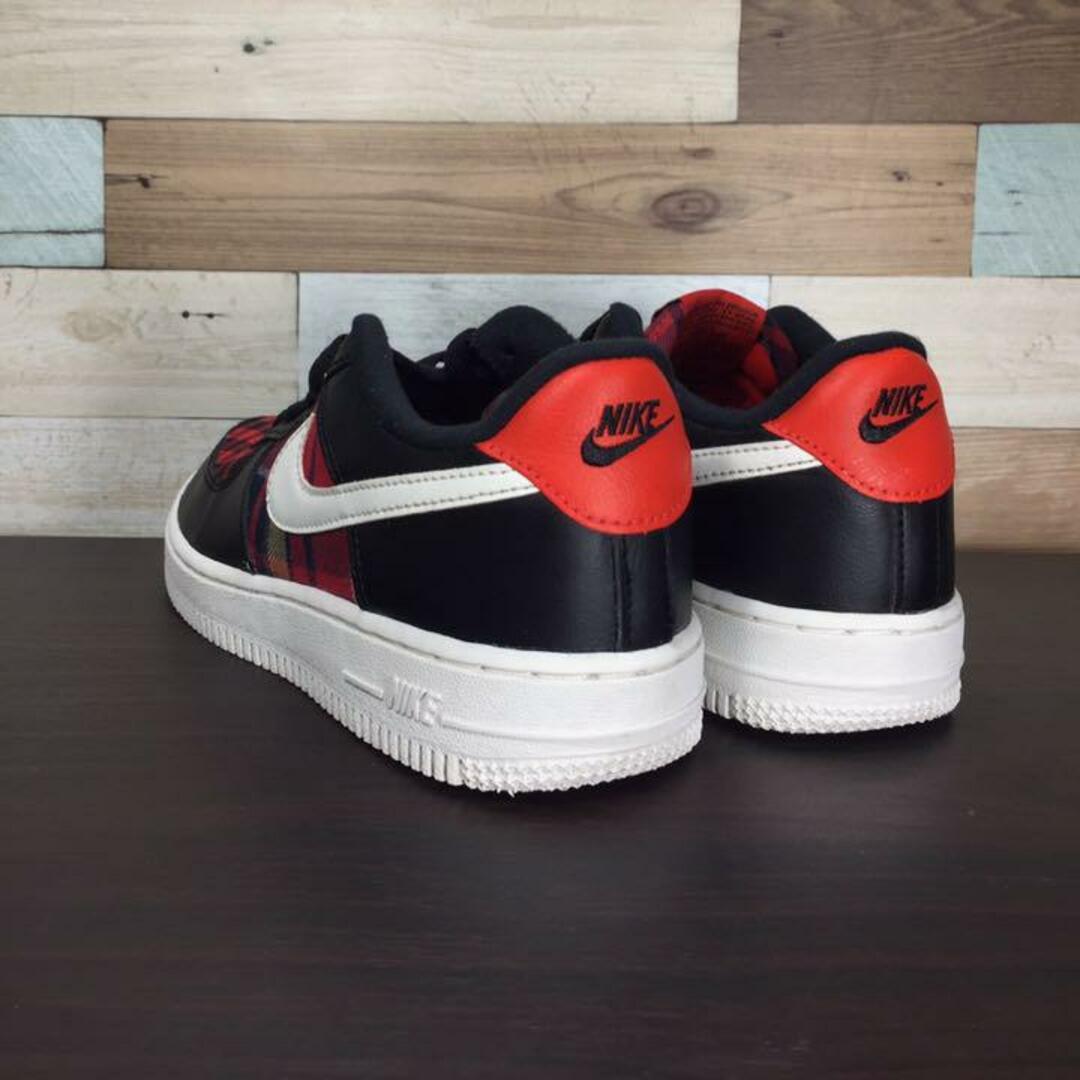 NIKE AIR FORCE 1 LV8 LOW 22cm レディースの靴/シューズ(スニーカー)の商品写真