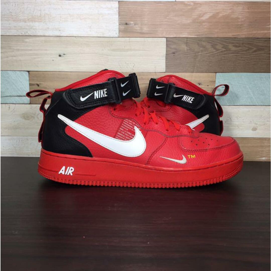 NIKE(ナイキ)のNIKE AIR FORCE 1 MID '07 LV8 27.5cm メンズの靴/シューズ(スニーカー)の商品写真