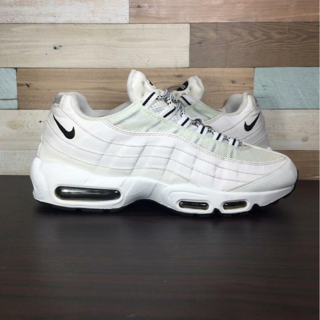 NIKE(ナイキ)のNIKE AIR MAX 95 OG OREO 28cm メンズの靴/シューズ(スニーカー)の商品写真