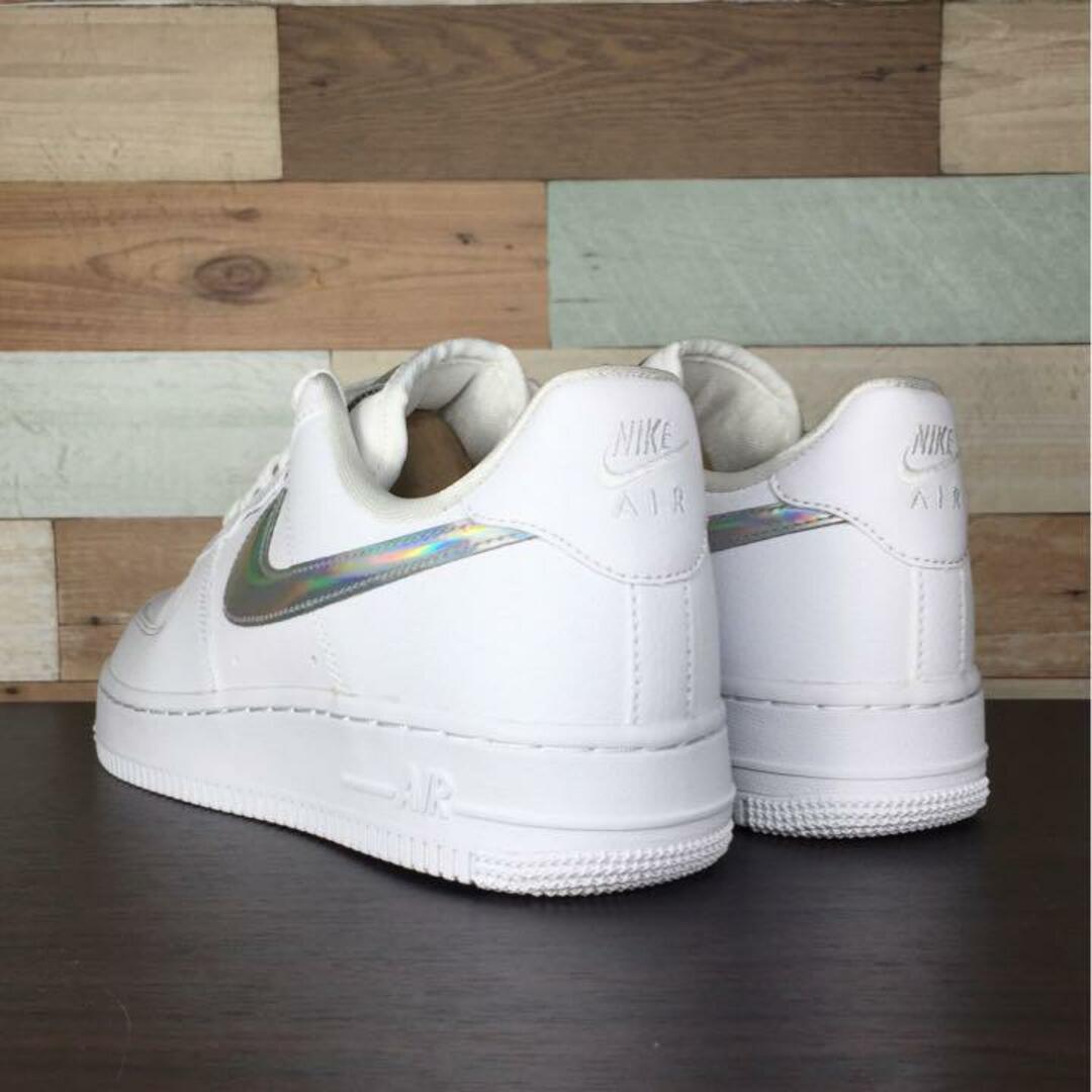 NIKE(ナイキ)のNIKE AIR FORCE 1 '07 ESS 23.5cm 新品 レディースの靴/シューズ(スニーカー)の商品写真