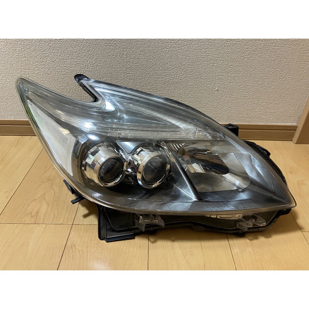 トヨタ(トヨタ)のプリウス30後期LEDヘッドライト 自動車/バイクの自動車(車種別パーツ)の商品写真