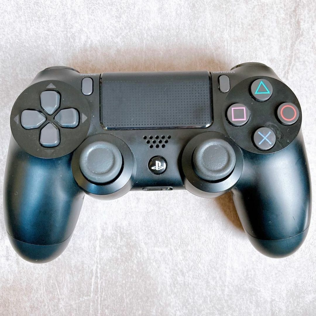 SONY(ソニー)のプレステ4 PlayStation4 PS4本体 CUH-1200A 500GB エンタメ/ホビーのゲームソフト/ゲーム機本体(家庭用ゲーム機本体)の商品写真