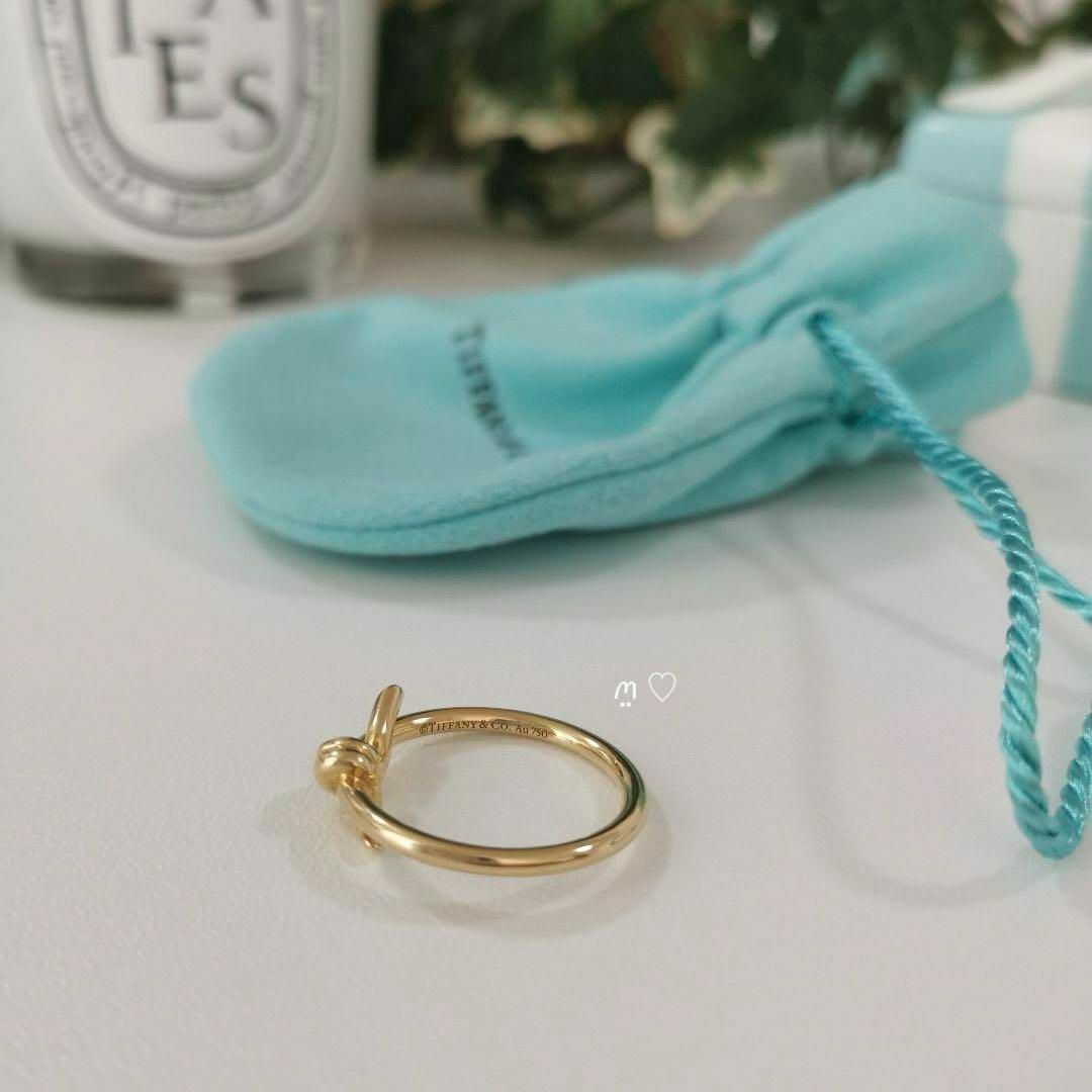 Tiffany & Co.(ティファニー)のティファニー　ノットリング　13号　Ꮶ18イエローゴールド　リボン　現行品 レディースのアクセサリー(リング(指輪))の商品写真