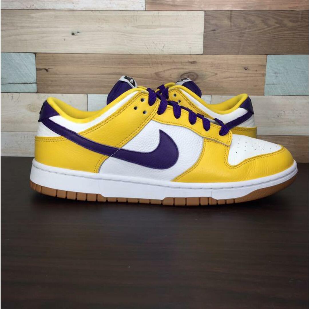 NIKE(ナイキ)のNIKE DUNK LOW 28cm メンズの靴/シューズ(スニーカー)の商品写真