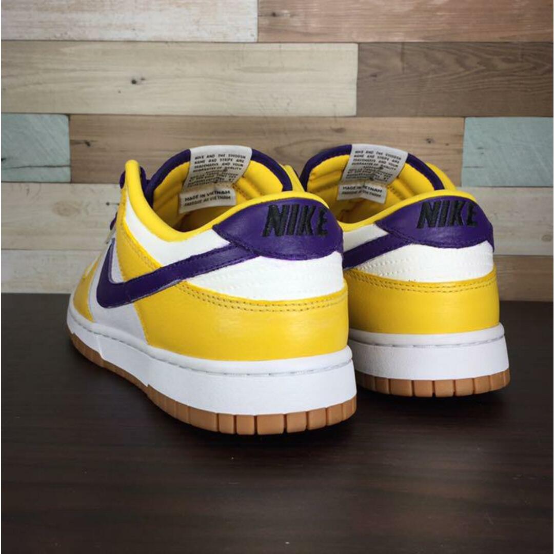 NIKE(ナイキ)のNIKE DUNK LOW 28cm メンズの靴/シューズ(スニーカー)の商品写真