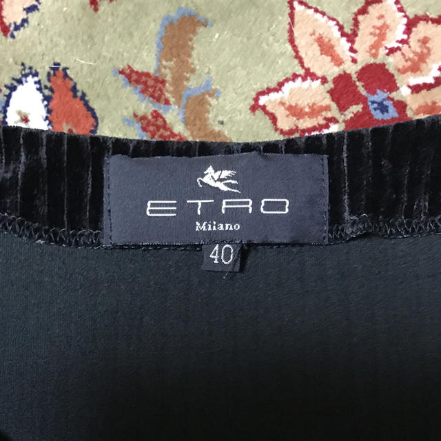 ETRO(エトロ)のETRO ブラックカットソー レディースのトップス(カットソー(長袖/七分))の商品写真