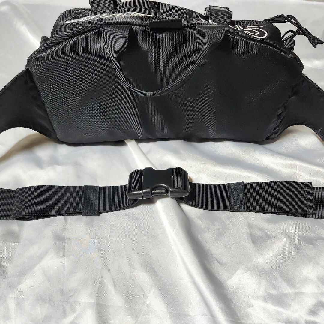 Supreme(シュプリーム)のsupreme 19FW Waist Bag CORDURA ボックスロゴ 黒 メンズのバッグ(ボディーバッグ)の商品写真