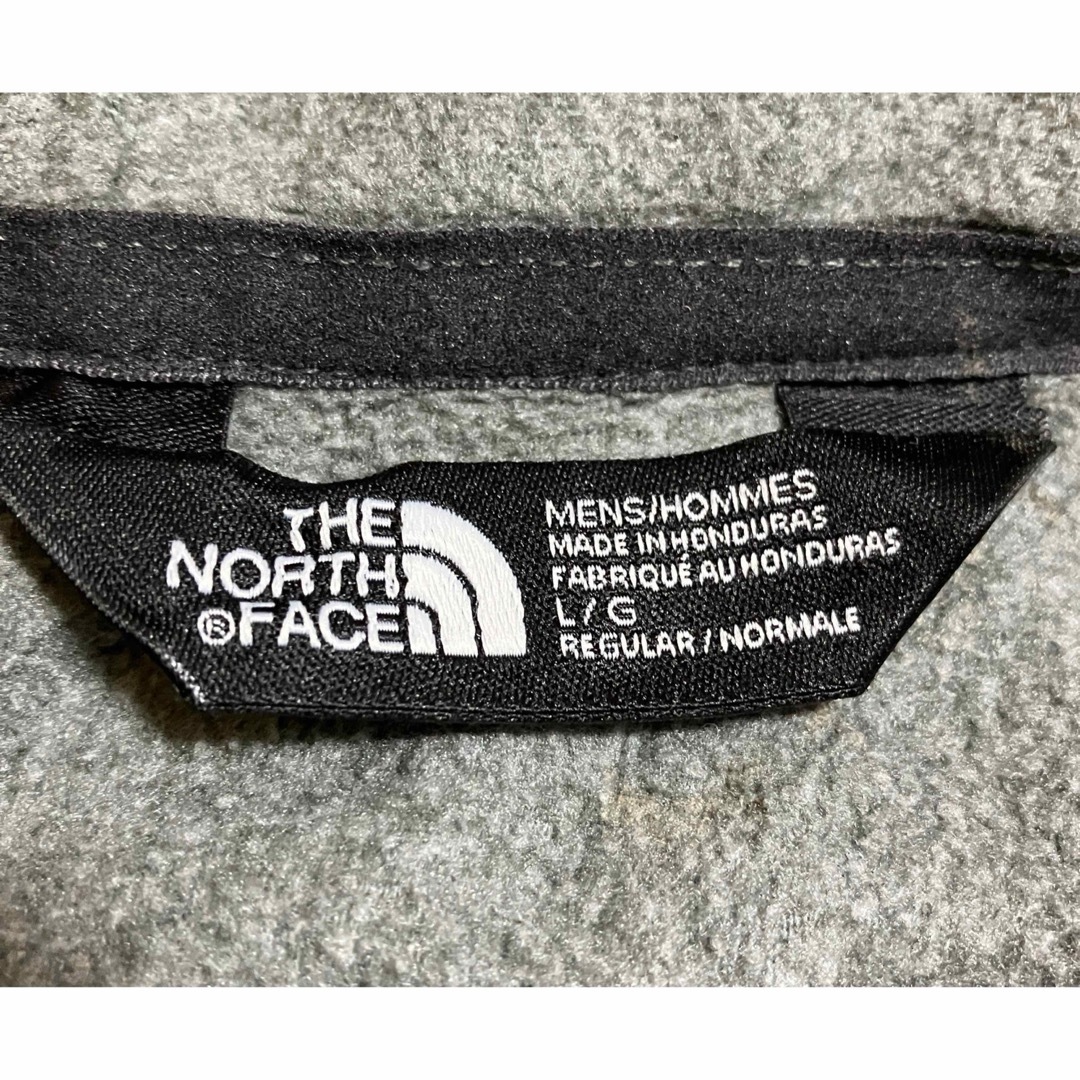 THE NORTH FACE(ザノースフェイス)のUSA規格 ノースフェイス ハーフジップフリース 刺繍ロゴ XLサイズ相当 メンズのジャケット/アウター(ブルゾン)の商品写真