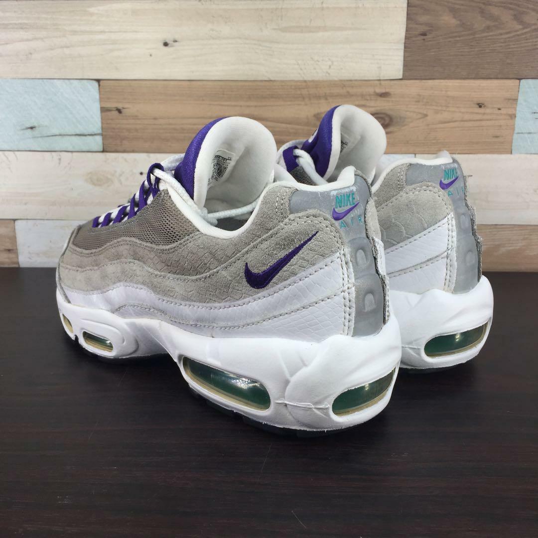 NIKE(ナイキ)のNIKE AIR MAX 95 LV8 25.5cm メンズの靴/シューズ(スニーカー)の商品写真