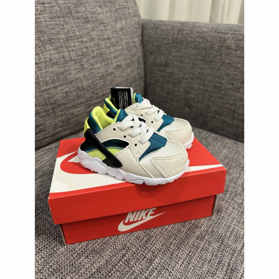 NIKE(ナイキ)のNIKE HUARACHE RUN ベビーシューズ　ファーストシューズ　10cm キッズ/ベビー/マタニティのベビー靴/シューズ(~14cm)(スニーカー)の商品写真