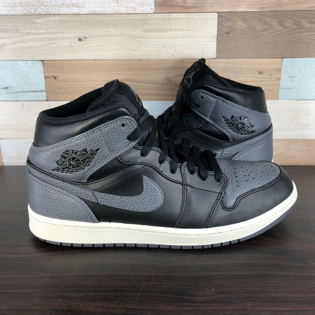 NIKE(ナイキ)のNIKE AIR JORDAN 1 MID 28cm メンズの靴/シューズ(スニーカー)の商品写真