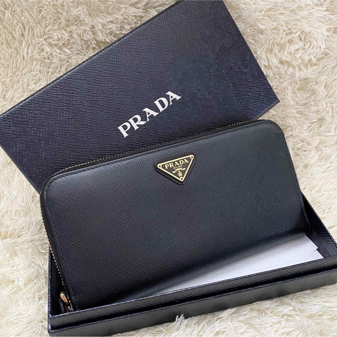 PRADA(プラダ)の極美品✨RFID新型 プラダ PRADA サフィアーノ ラウンドファスナー 財布 レディースのファッション小物(財布)の商品写真