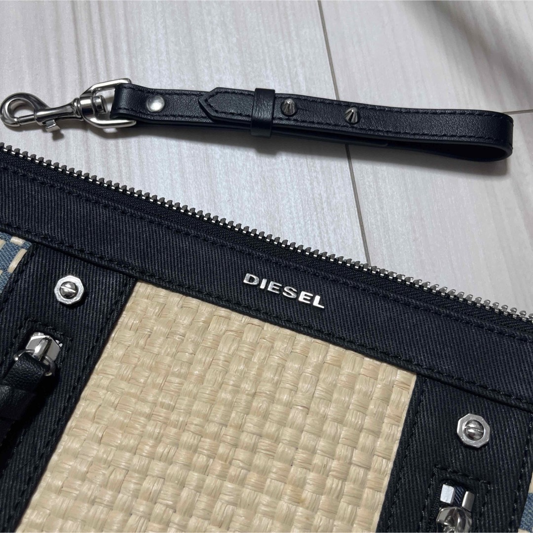 DIESEL(ディーゼル)の【DIESEL】2wayバッグ レディースのバッグ(クラッチバッグ)の商品写真