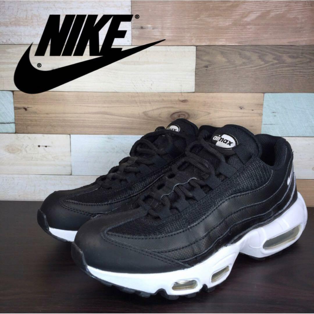 NIKE(ナイキ)のNIKE AIR MAX 95 24cm レディースの靴/シューズ(スニーカー)の商品写真