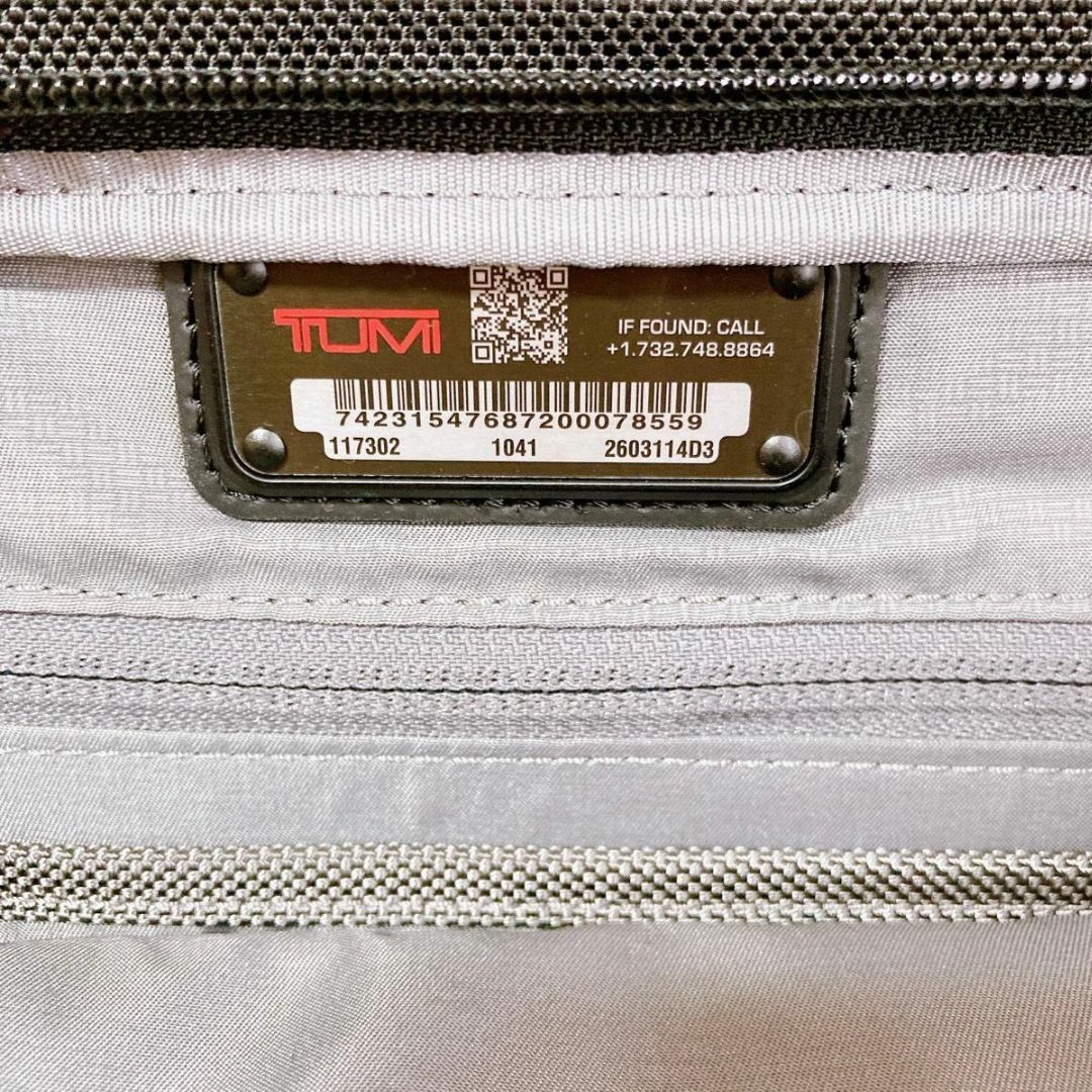 TUMI(トゥミ)の極美品　トゥミ　TUMI ビジネスバッグ　アルファ3 多機能　収納スペース多数 メンズのバッグ(ビジネスバッグ)の商品写真