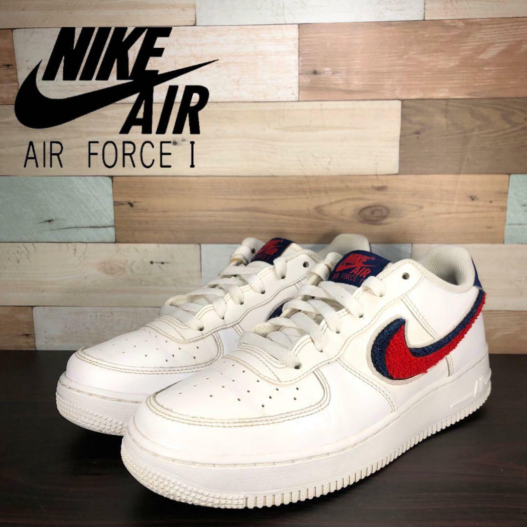 NIKE(ナイキ)のNIKE AIR FORCE 1 3D CHENILLE SWOOSH 25cm メンズの靴/シューズ(スニーカー)の商品写真